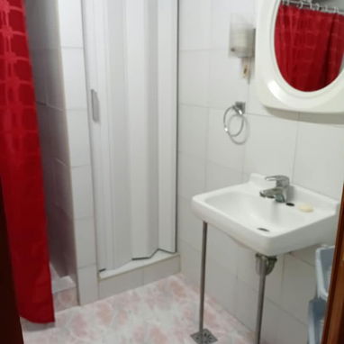 IG Casa de renta 3 habitaciones independientes en Varadero. Alquiler de casa en Varadero céntrica cerca del mar VAR-001 - 4/9