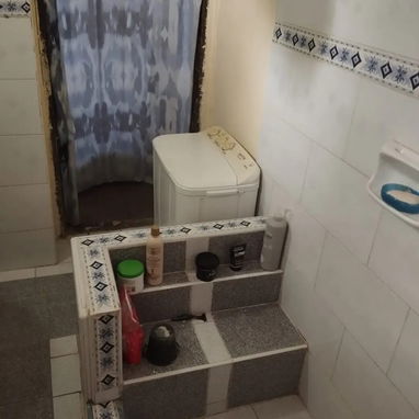 80-🏡*‼️❕️‼️EN REBAJAS‼️❕️‼️ Casa puerta de calle en el Cerro*  🖼*Queda ubicada a 2 cuadras de la Covadonga*  😎*Abajo - Img 122991161
