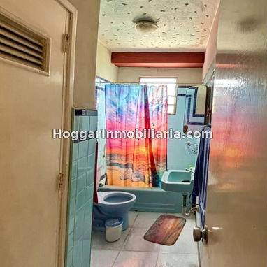 GG-171 ¡AMPLIO APARTAMENTO CAPITALISTA EN CASINO DEPORTIVO POR 22000! (3 CUARTOS Y MEDIO, 2 BAÑOS Y BALCÓN) - 7/10
