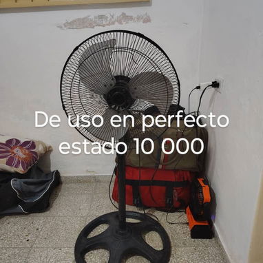 Ventiladores de pie y de mesa de uso pero en muy buen Estado - 2/4