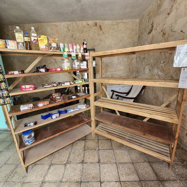 Vendo exhibidor de madera - 3/3
