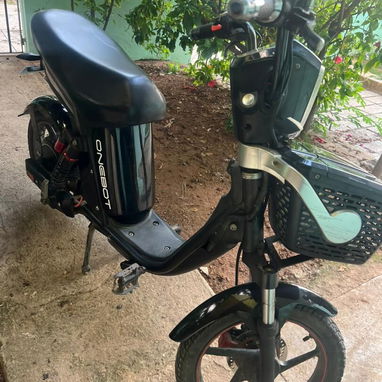 Se vende una bicimoto marca onebot sin batería. Todo en perfecto estado - Img 122934878