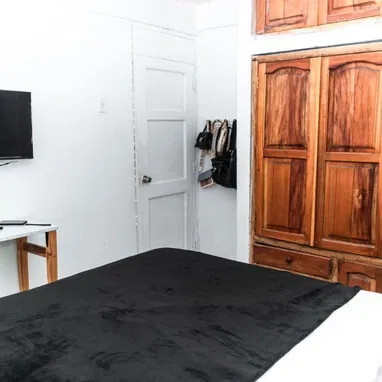 Venta de Casa con todo dentro, múltiples comodidades: 2 Split, placa libre y más; en Arroyo Naranjo - 2/10