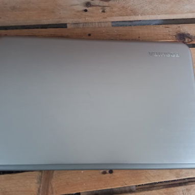 LAPTOP TOSHIBA i7 DE 4ta GENERACIÓN, 1TB ALMACENAMIENTO, 8 GB RAM - Img 122337655