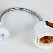 Lamparita mini muy básica. Socket con encendedor, cuello flexible y espiga para conectar al tomacorriente o estación de - Img 119205466