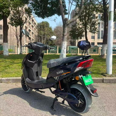 VENDO MOTOS ELECTRICAS MARCA MAOX 2000 WATT 48 AH - Img 120771447