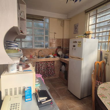 MIRAMAR QUEREJETA CALLE 84 MUY CERCA DE 5TA AVENIDA Y DEL CENTRO DE NEGOCIOS BIPLANTA EN ALTO CON 52M2 - 5/10