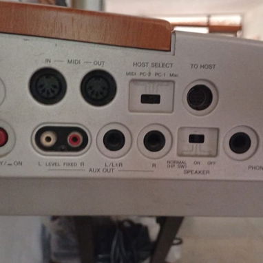 Piano eléctrico Yamaha - 2/4