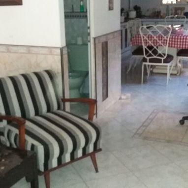 Se vende biplanta en Palatino 4/4 +4 baños proximo Ciudad Deportiva y la Ward - Img 117373860