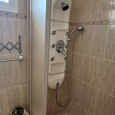 SE VENDE UNA PROPIEDAD EN PERFECTAS CONDICIONES CERCA DE CALLE 60 EN PLAYA - 5/10