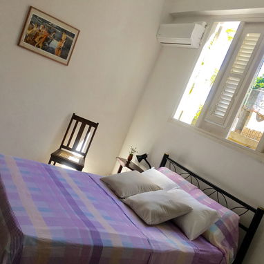 Renta lineal de apartamento en el Vedado cerca de hospitales - Img 115946463