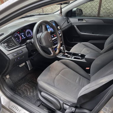 Vendo o negocio yhunday del 2017 hecho 20 carro impecable - Img 102543941