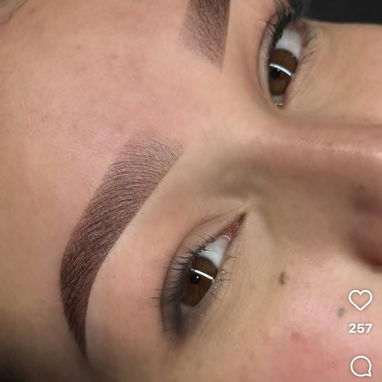 Laminado, tinte henna, depilación de cejas y extensiones de pestañas - Img 120794327