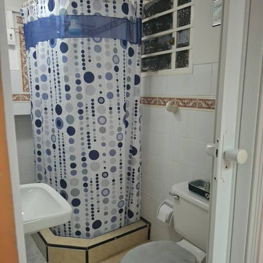 Se alquila apartamento - Img 120572287