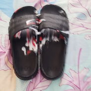 Chancletas de hombre - Img 55768260