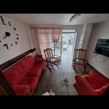 Vendo casa pta calle 2/4 (arriba)portal,cisterna SSuarez 14500 por el banco - Img 123825798
