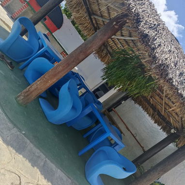 Piscina con recirculación y jacuzzi en renta  ,Playa de Guanabo +53 52463651 , 10 cuadras del mar , Y - Img 84083566