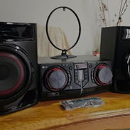 LG XBOOM CJ44 - Img 57864479