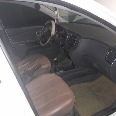 Carro - 5/10