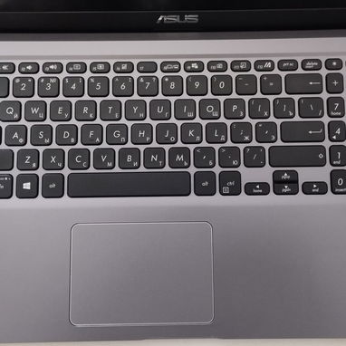 Laptop Asus X515EA de uso en perfecto estado - Img 122243855