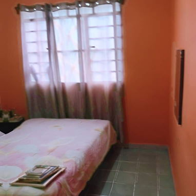 SE VENDE APARTAMENTO EN SEGUNDO PIDO DE 2 HABITACIONES EN ALTURAS DE ALTAHABANA NO SE VA LA CORRIENTE - 4/10