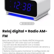 Reloj de escritorio con Radio AM/FM integrado - Img 55511416