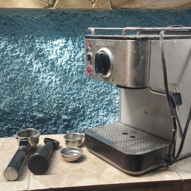 Cafetera eléctrica express de uso - Img 123225901