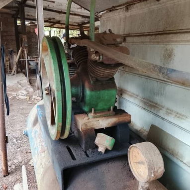 Compresor de aire grande_ Ideal Taller/ Carpintería (GRAN REBAJA DE PRECIO) - 3/4
