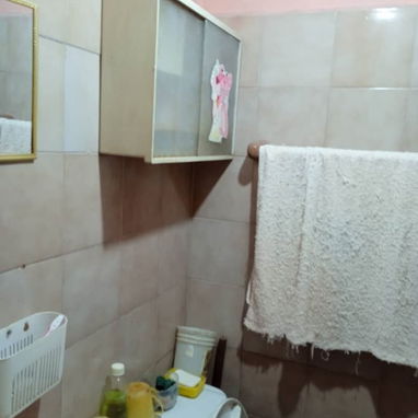 ALQUILO APARTAMENTO DE 1 CUARTO, CONSTRUCCIÓN CAPITALISTA EN BUEN ESTADO Y BIEN UBICADO EN 125 DOLARES MENSUALES - 8/10