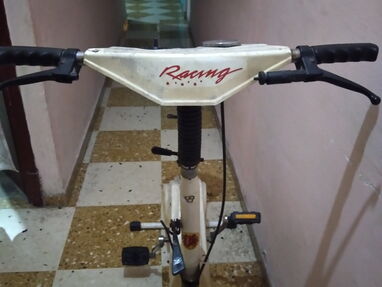 GANGA Bicicleta fija Racing para hacer ejercicios en casa o en gimnasio. - Img 64247606