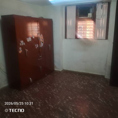 *$45.000usd o €. En venta Casa  puerta de calle en Centro Habana.  Cerca de las avenidas Galiano, Zanja. - 3/10