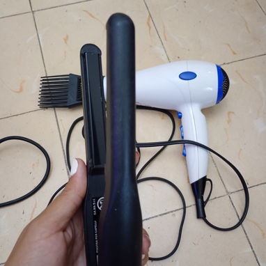 Secadora de pelo y plancha - 3/3