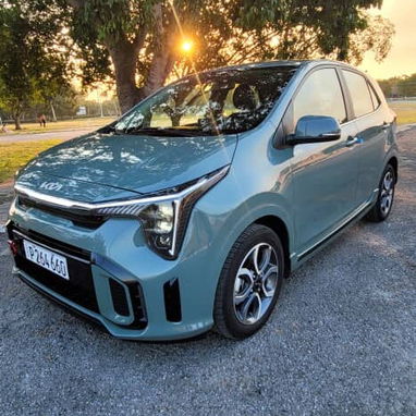 Vendo o negocio Kia picanto del 2025 en vin circulacion 2024 - Img 90785406