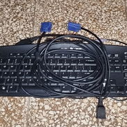 PC de uso pero en buen estado con su teclado - Img 55679710