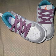 Zapatillas Nike para peques - Img 55708611