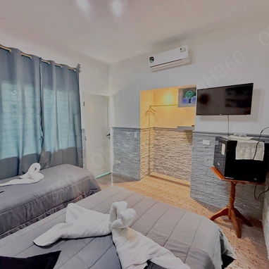 RENTA hostal de 3 habitaciones en la bella playa de VARADERO con QBA HOSTIN 360. - 4/10