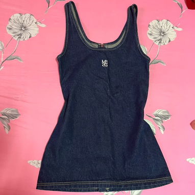 VESTIDOS DE DIFERENTES TALLAS Y ESTILOS - 4/8