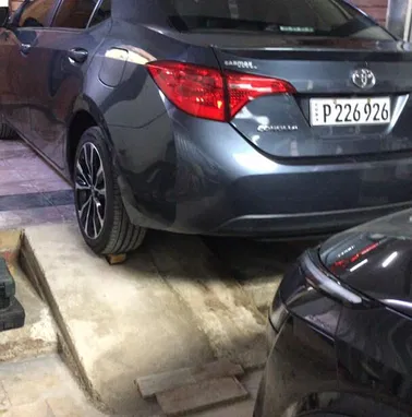 Vendo o negocio Toyota Corolla del 2019 importado 29 mil kilómetros - Img 69475205