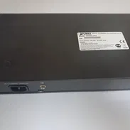 Se vende Switch Planet de 24 puertos de 10/100Mbps de uso pero en excelente estado. - Img 57144002