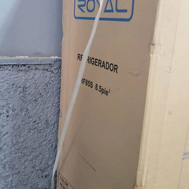 Refrigerador Royal de 8.5 pie, Buen precio - Img 115735565