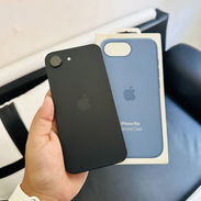 IPhone 16e bat 100 % - Img 55782742