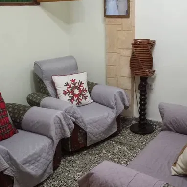 Se vende casa. Solo interesados, oímos propuestas. - Img 121869660