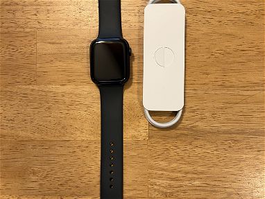 Apple Watch Series 7 y 8 - Img 65647997