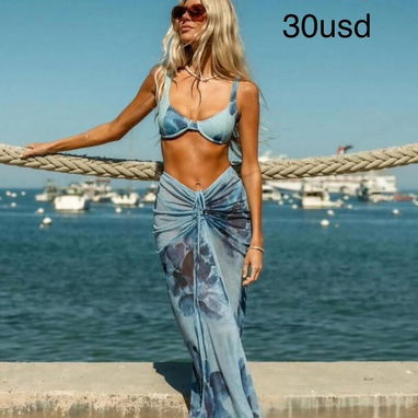 Bikinis con pareos en combinación - Img 121025656