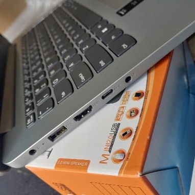 310USD Laptop Lenovo (✨️NUEVA EN CAJA 📦) - 2/6