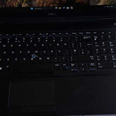 Laptop DELL 16 Pulgadas. - Img 126784799