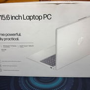 Laptop HP 15-fd2050wm AI,15,6 pulgadas - Img 56822309