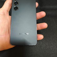 Samsung S23 8/128 ,dual SIM, cargador de 25w y forro - Img 55470830