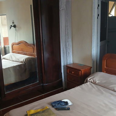 Se vende biplanta en Palatino 4/4 +4 baños proximo Ciudad Deportiva y la Ward - Img 117373758