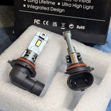 Oferta de bombillos LED sockets: HB3 y HB4, tecnología CSP de 12V, 260W y 320000 lumens (50 USD) - Img 102587197